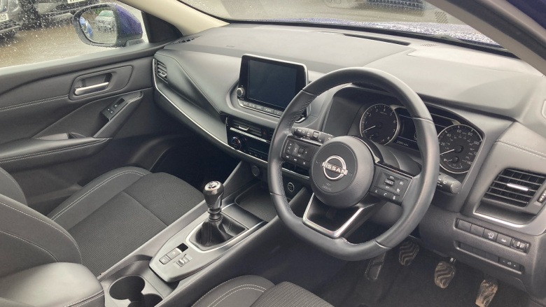 Nissan Qashqai 1.3 DiG-T MH Acenta Premium 5dr Petrol Hatchback